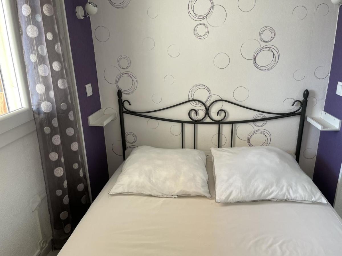 Bormes-Les-Mimosas - Appart 25M2 Avec Balcon - 4P Экстерьер фото