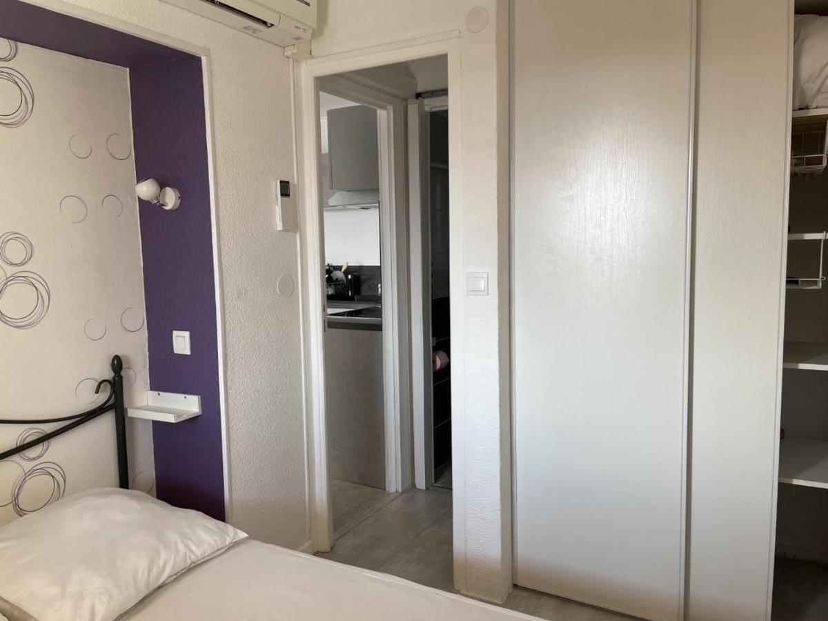 Bormes-Les-Mimosas - Appart 25M2 Avec Balcon - 4P Экстерьер фото